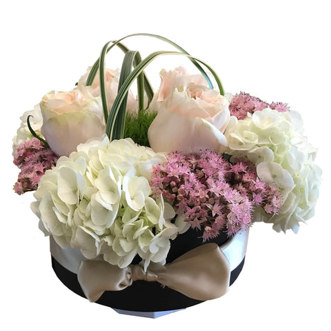 Darling Flower Arrangement by Fruitate
