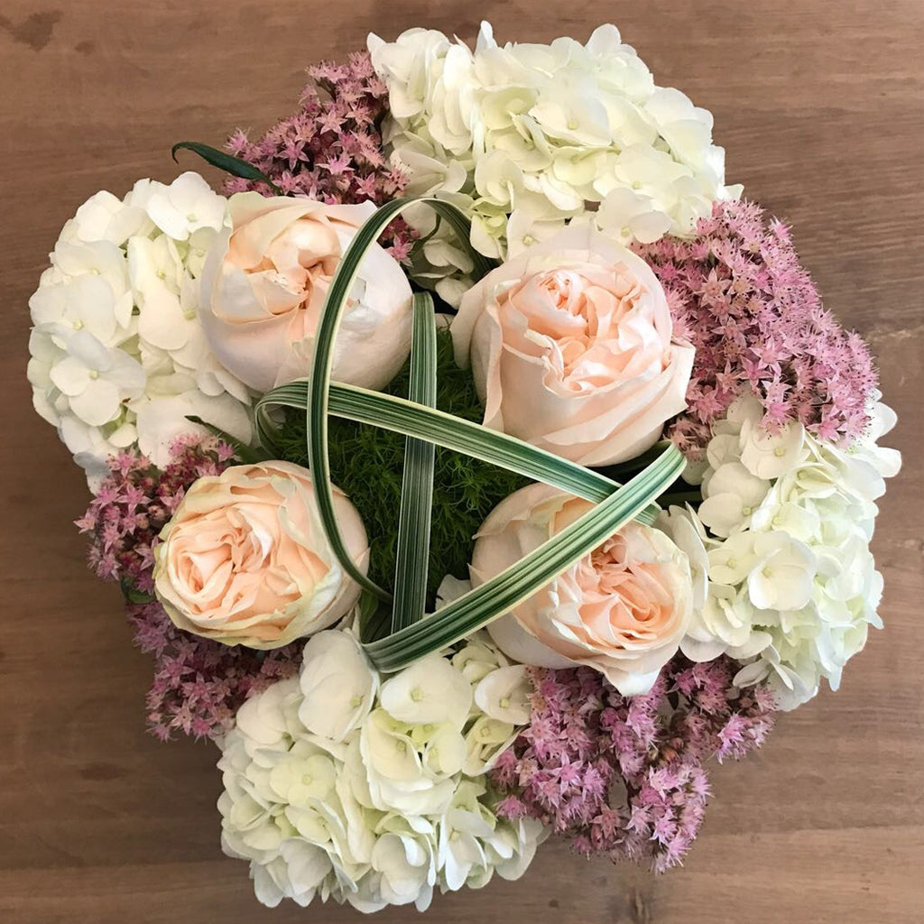 Darling Flower Arrangement by Fruitate