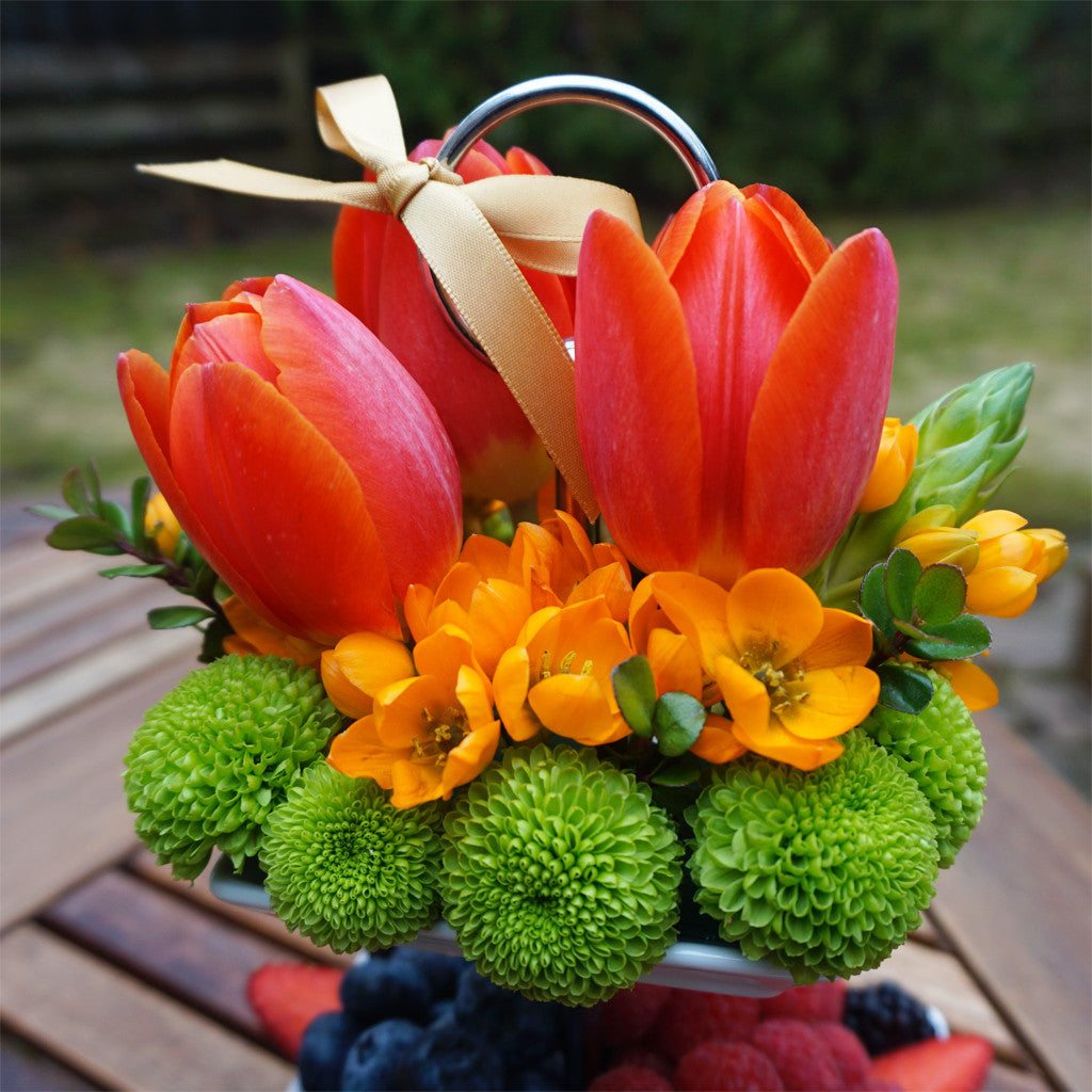 Beauty Berry Flower & Fruit Platter by Fruitate