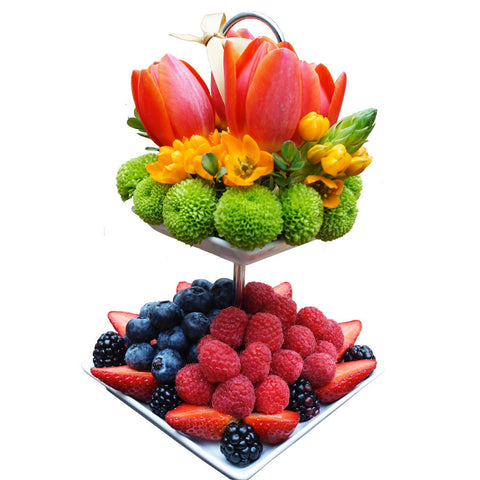 Beauty Berry Flower & Fruit Platter by Fruitate